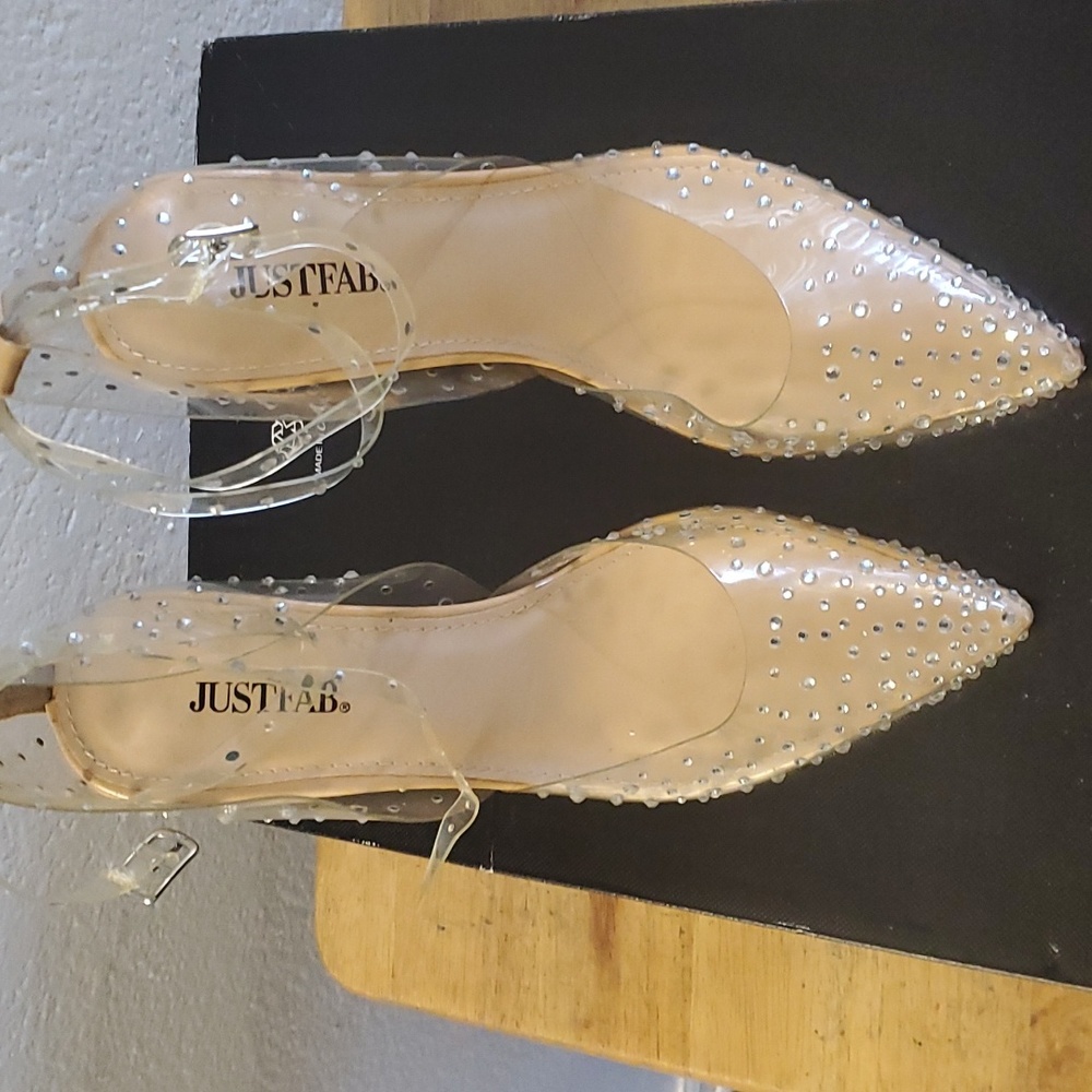 Ladies Heels clear with Rhinestones, Just Fab, size9  Brand new, never worn